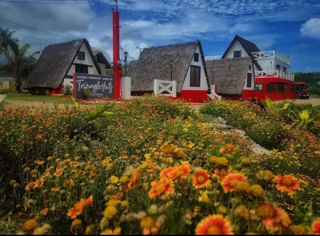 Triangle Huts Hotel Pagudpud Buitenkant foto